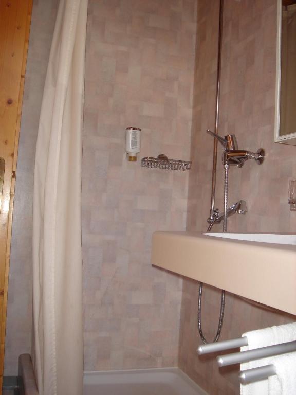 Hotel Hirschen Alt St. Johann Room photo